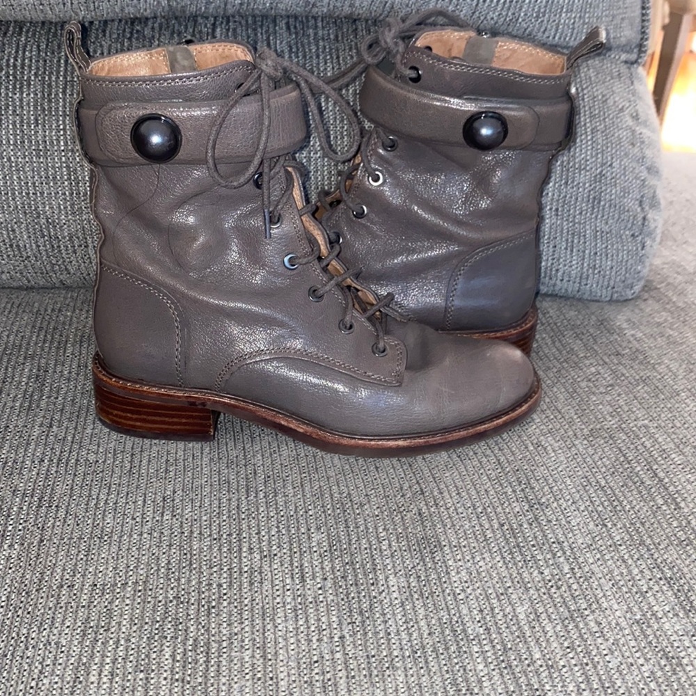 Louise er Cie taupe color moto boot (gently worn)